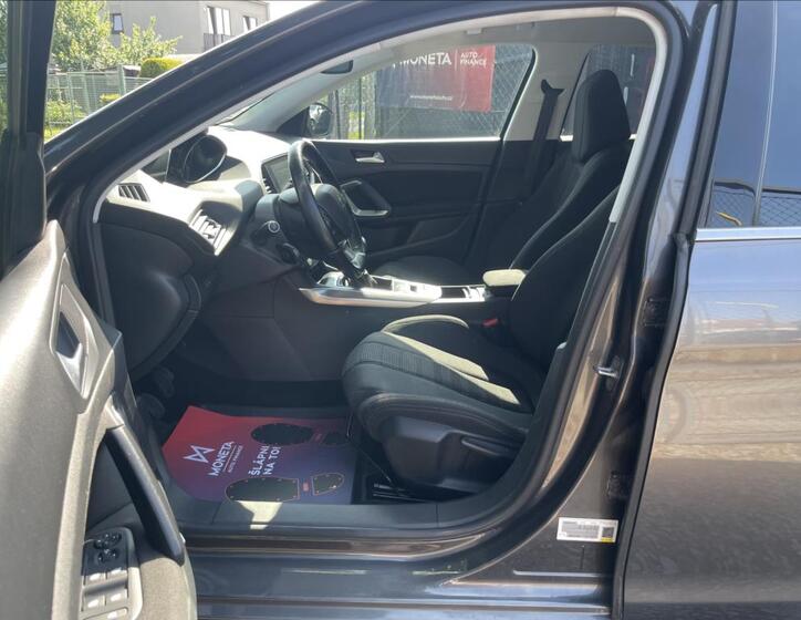 Peugeot 308 16