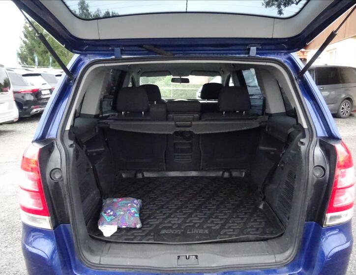 Opel Zafira 8