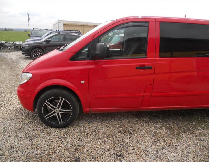 Mercedes-Benz Vito 10