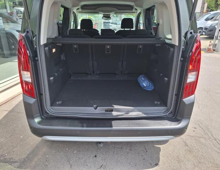 Peugeot Rifter 6