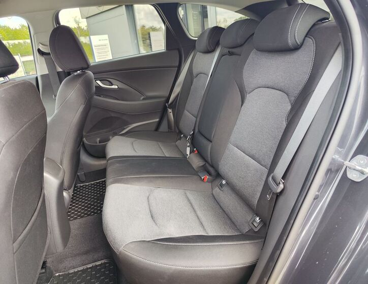 Hyundai i30 12