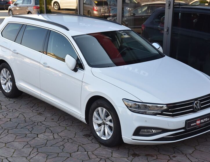 Volkswagen Passat 25