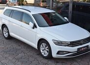 Volkswagen Passat 25