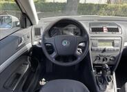 Škoda Octavia 16