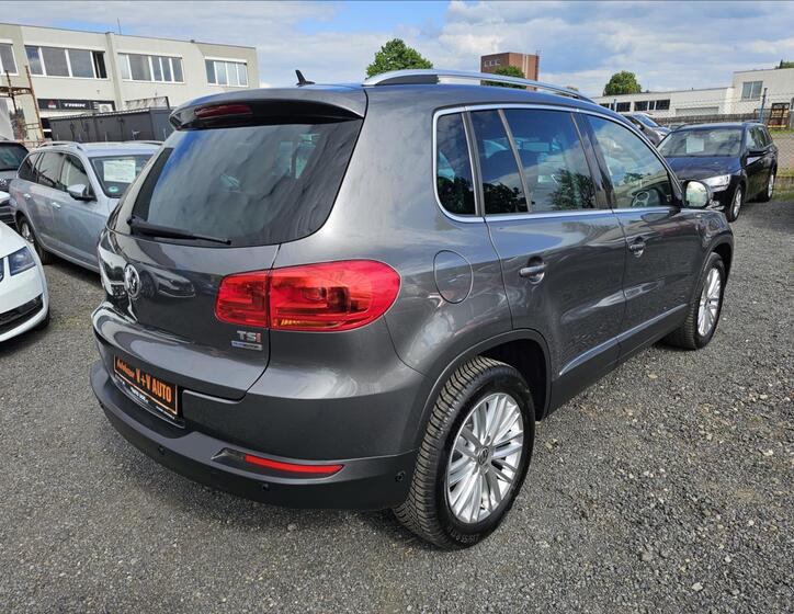 Volkswagen Tiguan 6