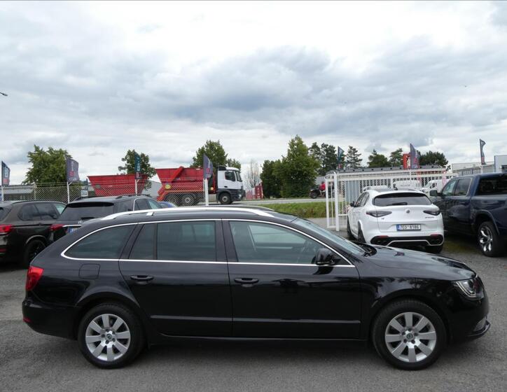 Škoda Superb 12