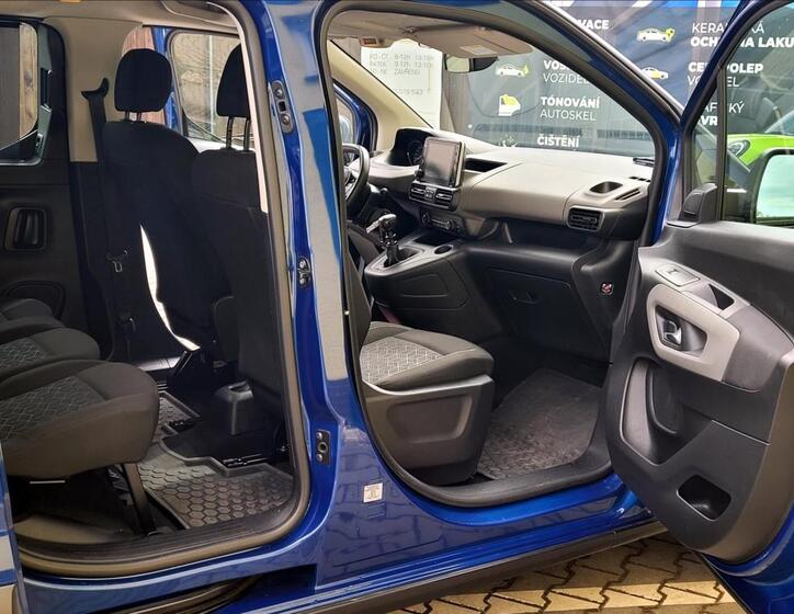 Peugeot Rifter 17