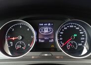 Volkswagen Golf 10