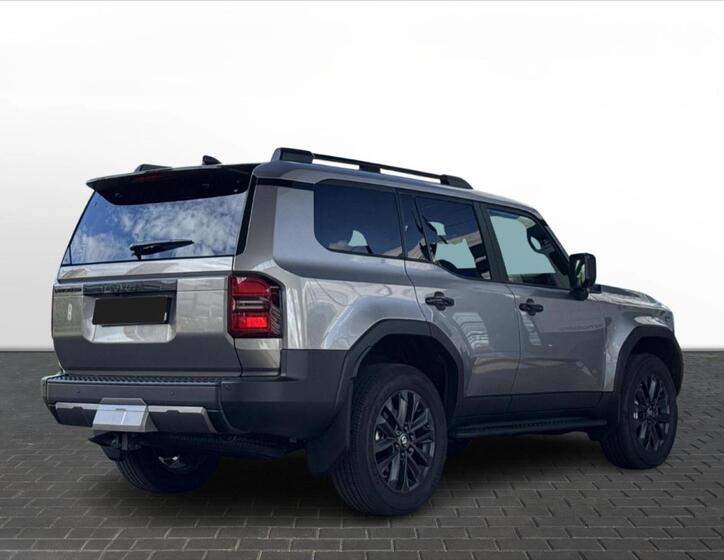 Toyota Land Cruiser 7