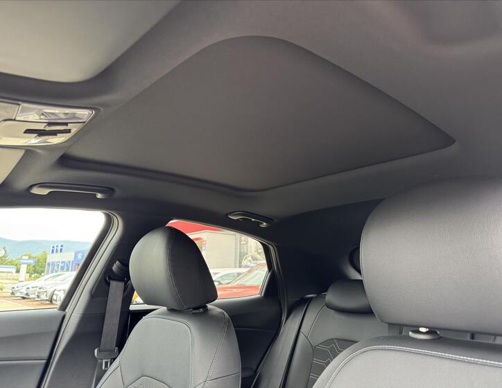 KIA XCeed 14
