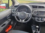 Toyota Yaris 23