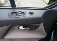 Ford Tourneo Custom 19