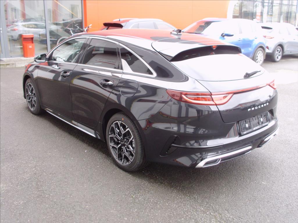 KIA ProCeed