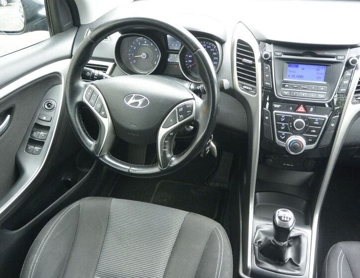 Hyundai i30 12