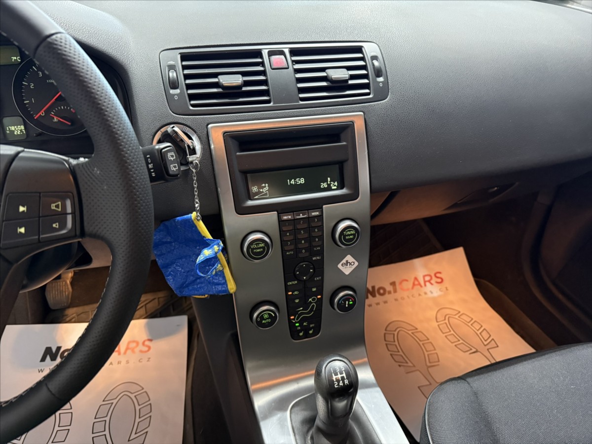Volvo V50