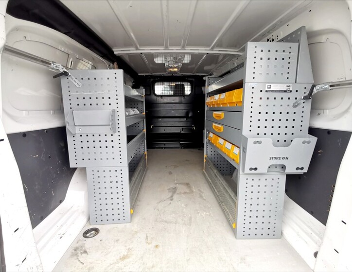 Opel Vivaro 15
