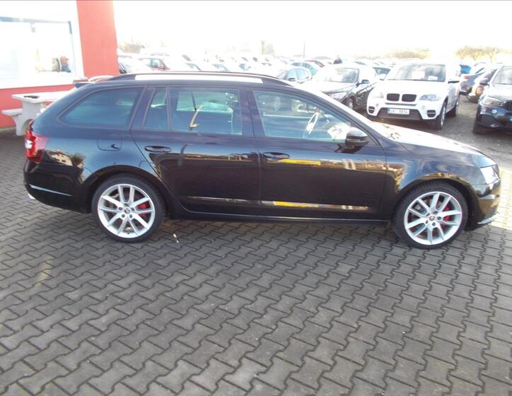 Škoda Octavia 9