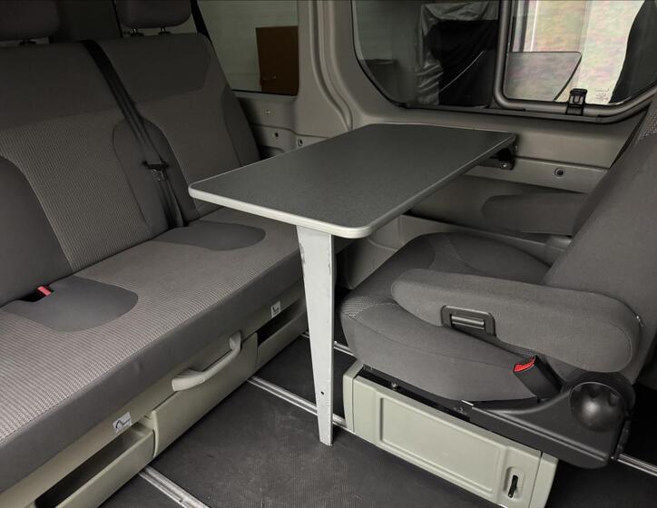 Opel Vivaro 27