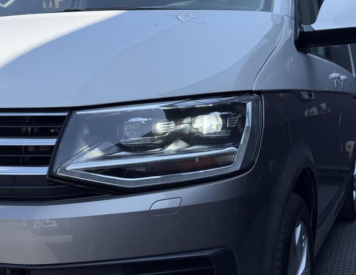 Volkswagen Multivan 41