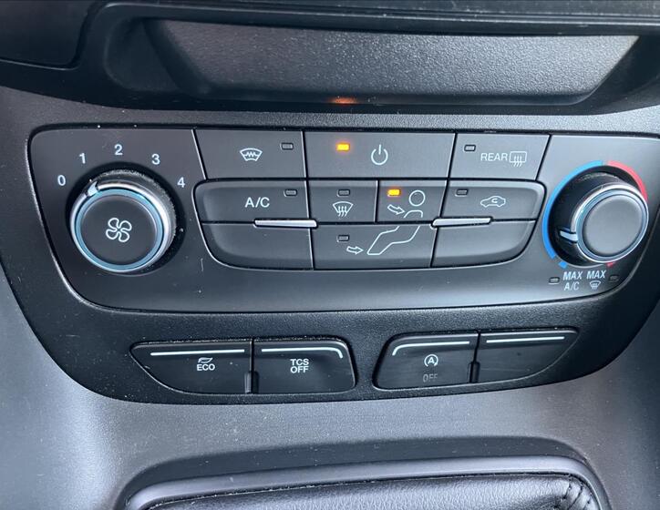 Ford Transit Connect 15