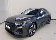 Audi Q8 e-tron 1