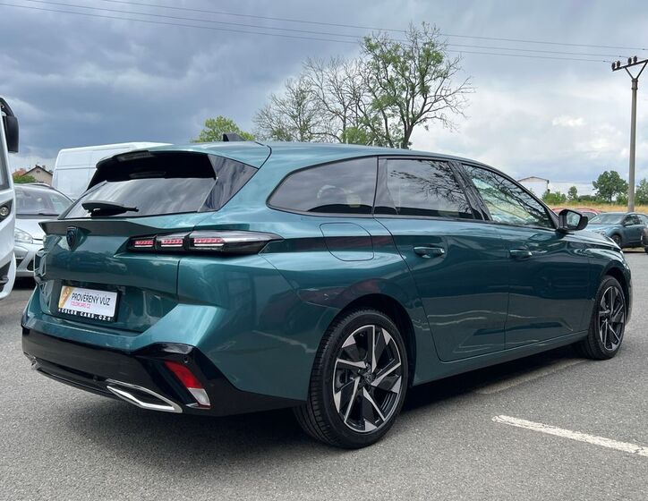 Peugeot 308 4