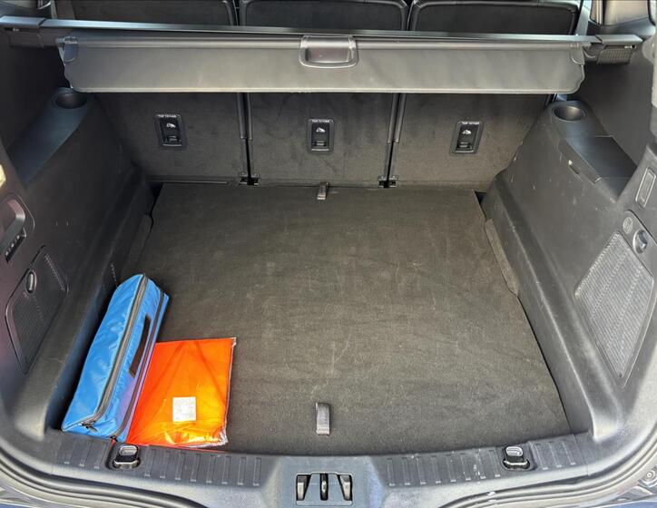 Ford S-MAX 11
