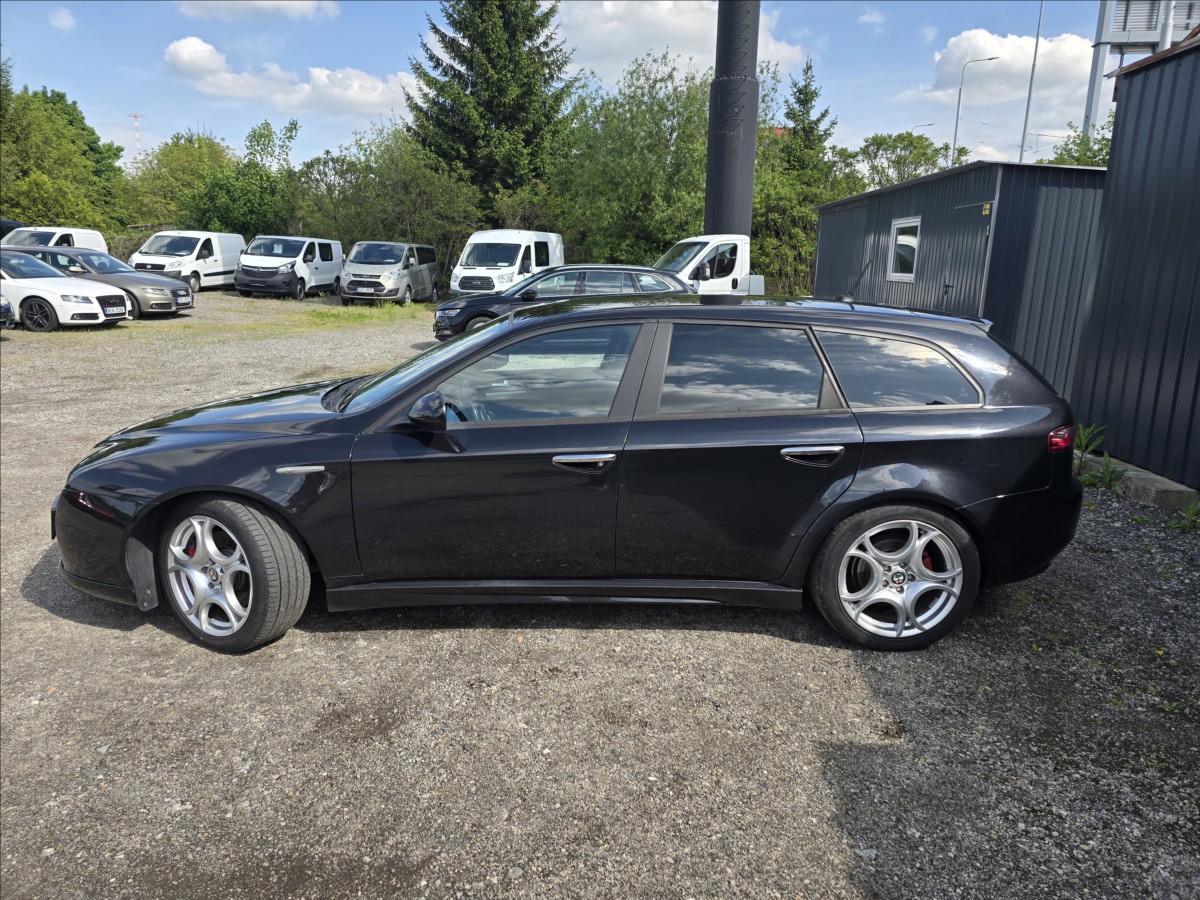 Alfa Romeo 159