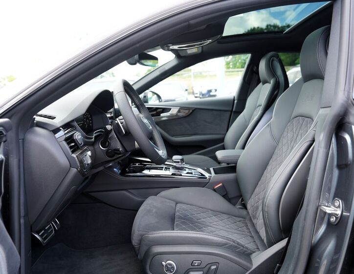 Audi RS5 26