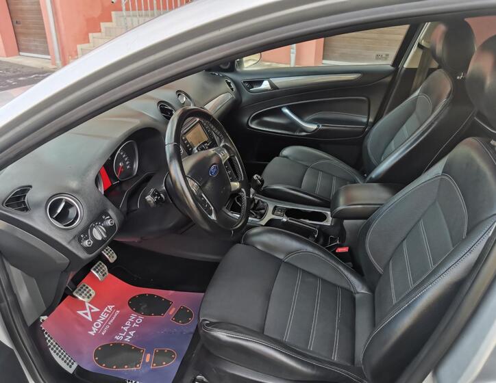Ford Mondeo 10