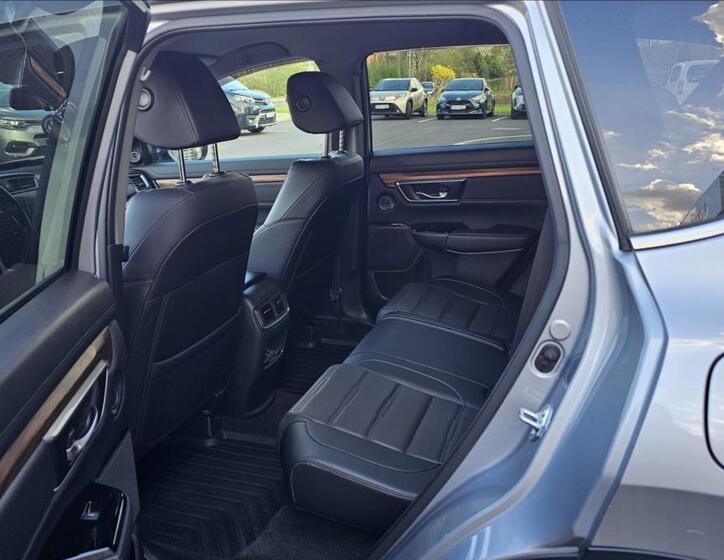Honda CR-V 10