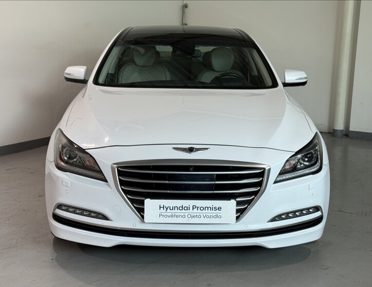 Hyundai Genesis 2