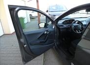 Peugeot 208 19