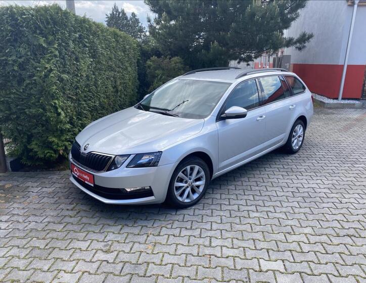 Škoda Octavia 1