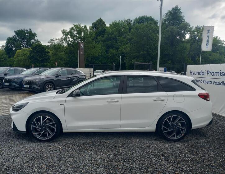 Hyundai i30 4