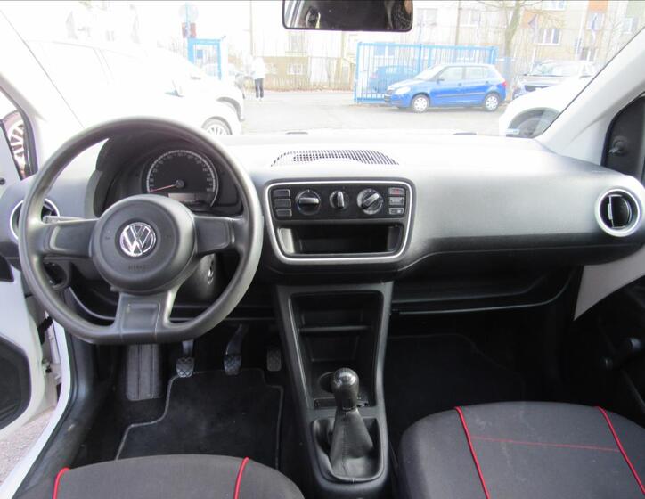 Volkswagen up! 11
