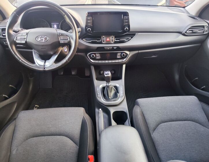 Hyundai i30 12