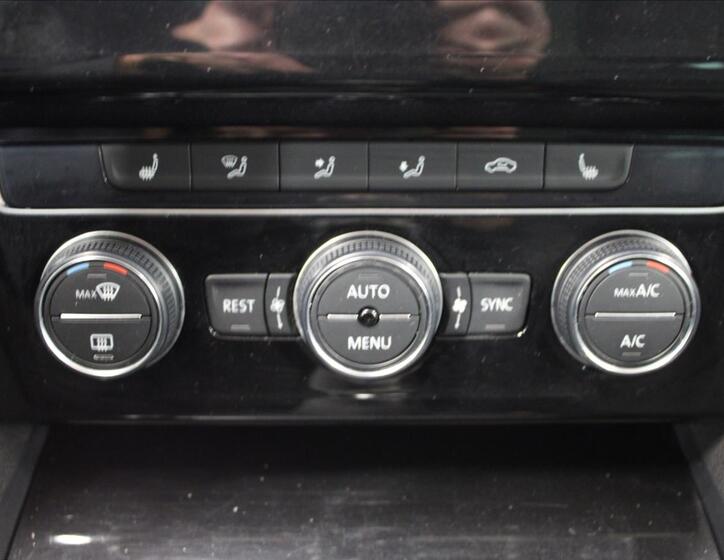 Volkswagen Passat 26