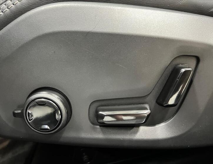 Volvo S90 22