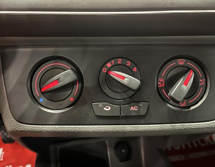 Seat Ibiza 25