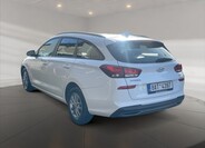 Hyundai i30 4