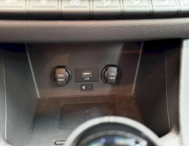 Hyundai i30 24