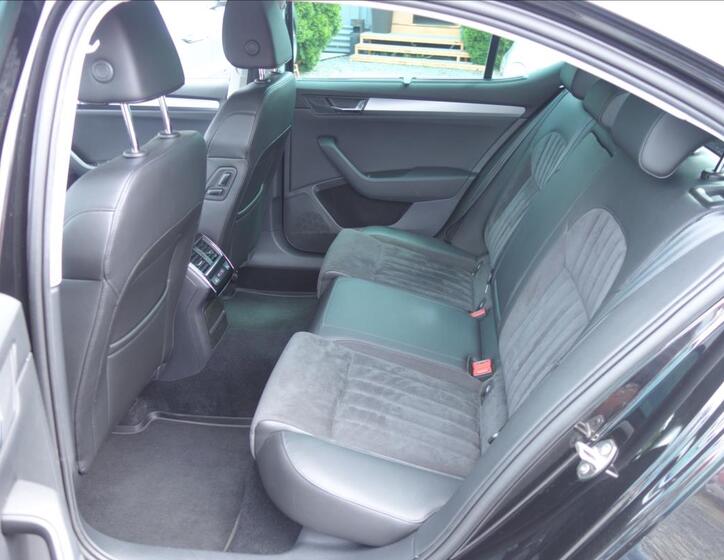 Škoda Superb 17