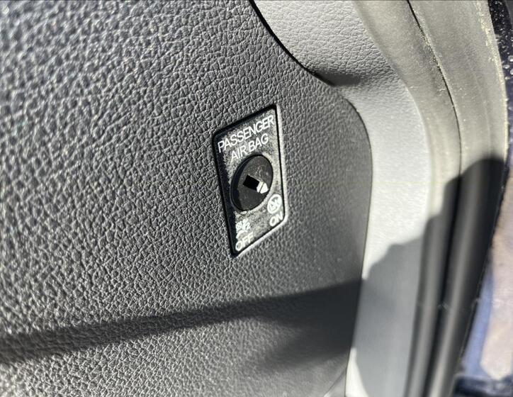 Volkswagen Golf 23