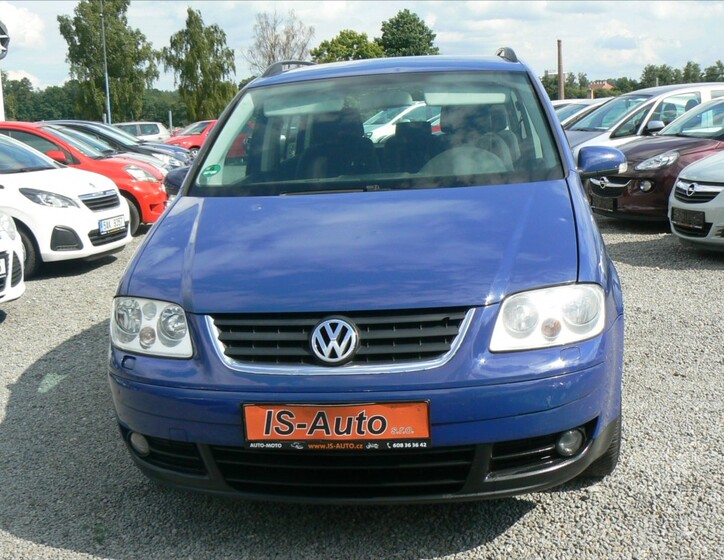 Volkswagen Touran 3