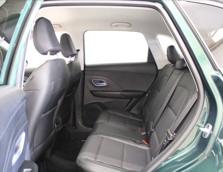 MG ZS 8