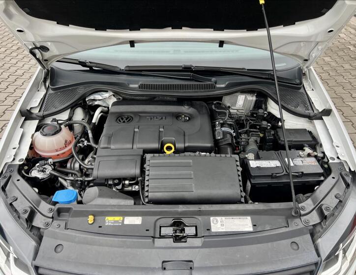 Volkswagen Polo 38