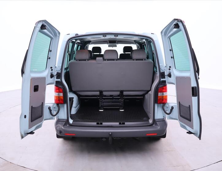 Volkswagen Transporter 9