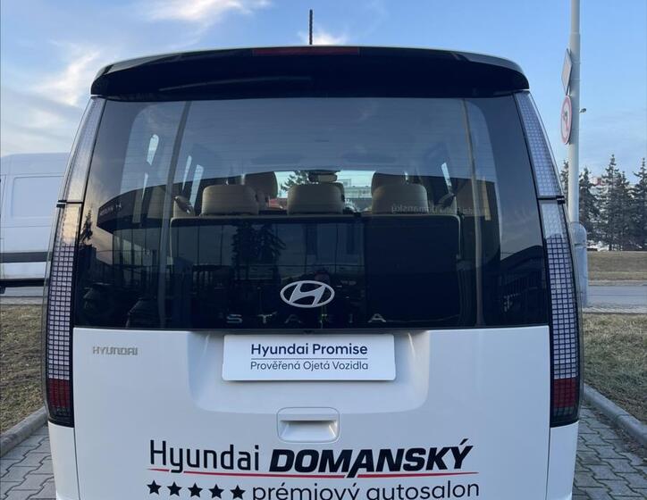 Hyundai Staria 5