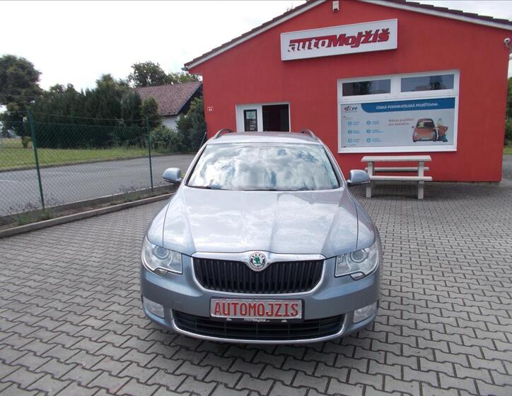 Škoda Superb 2